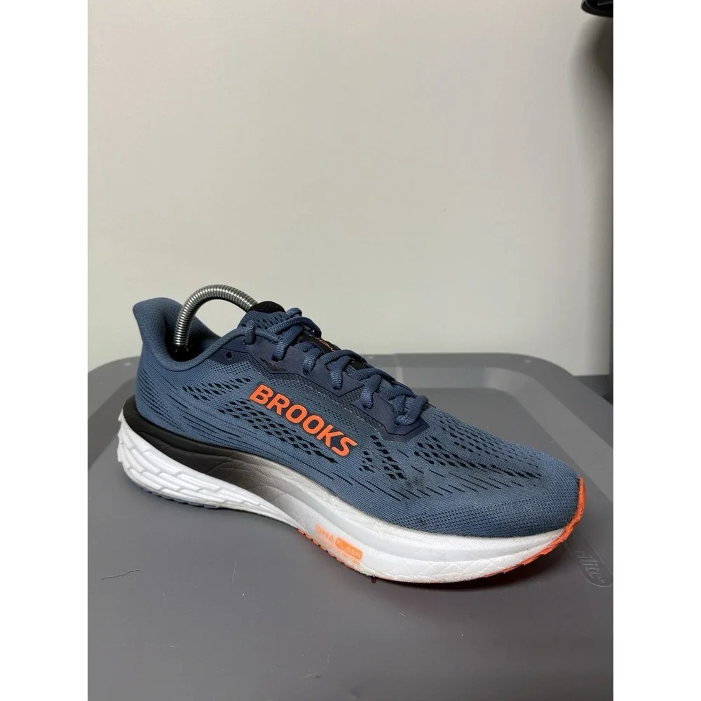 Brooks launch 12